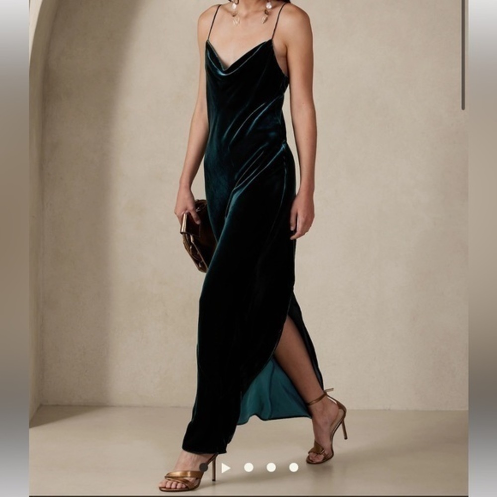 [NWT] Banana Republic Rita Velvet Maxi Dress (Small Tall)